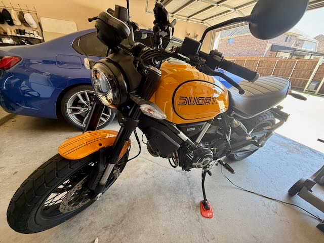 Ducati Scrambler 1100 Tribute Pro-1
